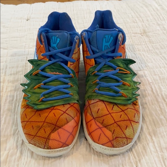 spongebob house shoes